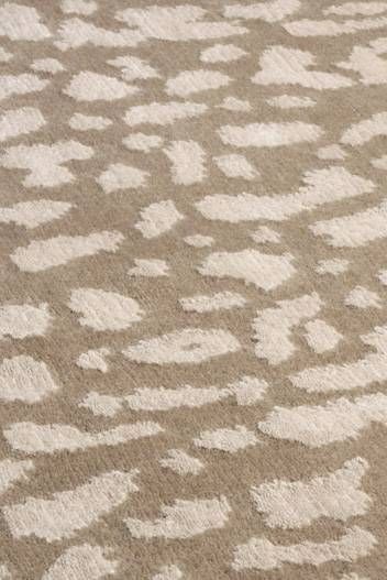 Sand - Suna 砂 Rug by Louise Carrier