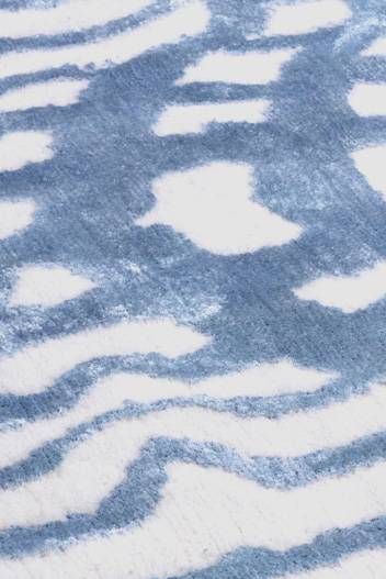 Water - Mizu 水 Rug by Louise Carrier